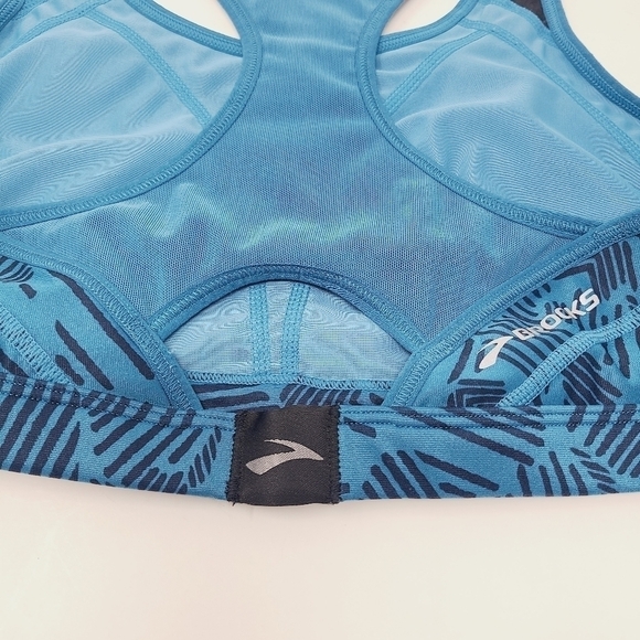 Brooks | Women's Blue and Black Printed Sports Bra (Size XL) - Picture 10 of 11